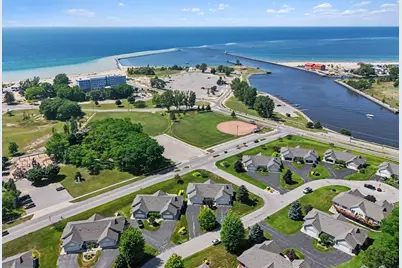 212 Lighthouse Way S, Manistee, MI 49660 - Photo 33