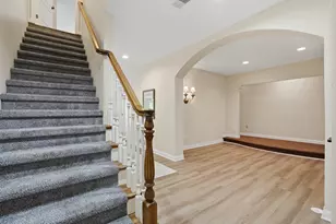 5693 Strawberry Cir, Commerce Township, MI 48382 - Photo 39