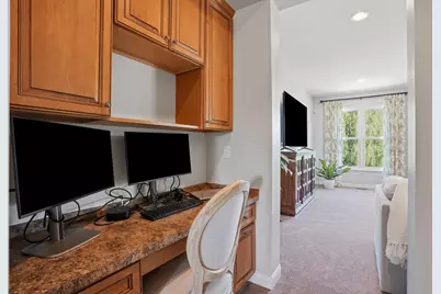 5693 Strawberry Circle, Commerce Township, MI 48382 - Photo 21