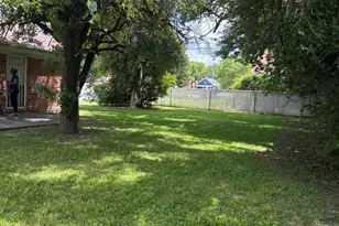 8096 Central St, Detroit, MI 48204 - Photo 13
