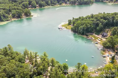 541 E Sawyer Boulevard, Newaygo, MI 49337 - Photo 3