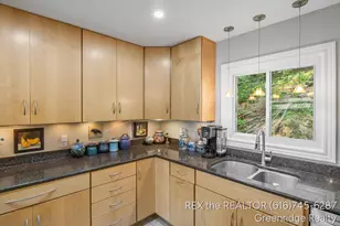 541 E Sawyer Blvd, Newaygo, MI 49337 - Photo 15