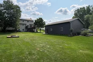 1694 Leisure Ct, Dorr, MI 49323 - Photo 33