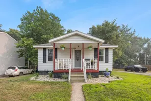 1628 Pennoyer Ave, Grand Haven, MI 49417 - Photo 3