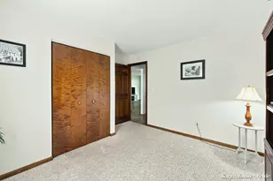 1041 Village Ln, Jenison, MI 49428 - Photo 17