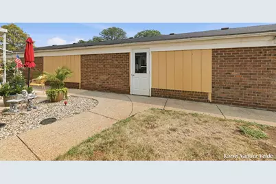 1041 Village Lane, Jenison, MI 49428 - Photo 21
