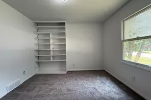 502 Clark St, Buchanan, MI 49107 - Photo 17