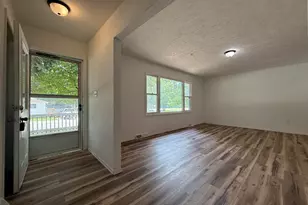 502 Clark St, Buchanan, MI 49107 - Photo 5