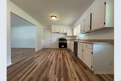 502 Clark Street, Buchanan, MI 49107 - Photo 11