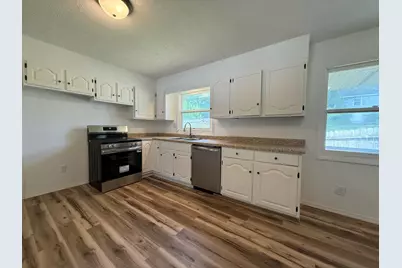 502 Clark Street, Buchanan, MI 49107 - Photo 7
