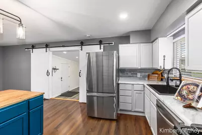 207 W Maple Street, Marion City, MI 48811 - Photo 11