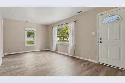 35553 Booth, Westland, MI 48186 - Photo 3