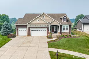 8736 Mount Rainier Cir, Lansing, MI 48917 - Photo 3