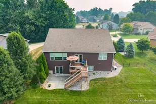 8736 Mount Rainier Cir, Lansing, MI 48917 - Photo 35