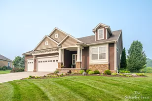 8736 Mount Rainier Cir, Lansing, MI 48917 - Photo 3