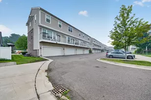 2500 Normandy Rd, Royal Oak, MI 48073 - Photo 27