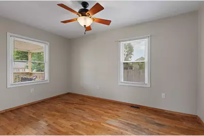 924 Oak Street, Adrian, MI 49221 - Photo 11
