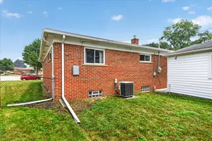 8455 Rockland St, Dearborn Heights, MI 48127 - Photo 21
