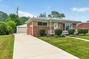 8455 Rockland St, Dearborn Heights, MI 48127 - Photo 3