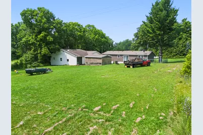 5523 S Lake Pleasant Road S, Osseo, MI 49266 - Photo 5