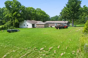 5523 S Lake Pleasant Road S, Osseo, MI 49266 - Photo 5