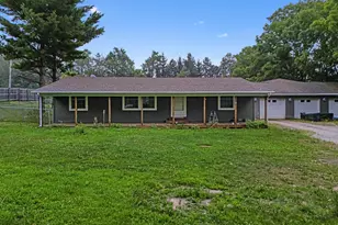 5523 S Lake Pleasant Road S, Osseo, MI 49266 - Photo 9
