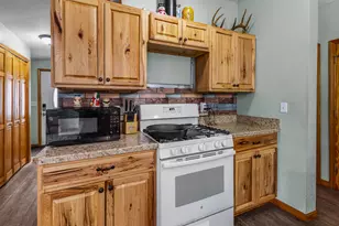5523 S Lake Pleasant Road S, Osseo, MI 49266 - Photo 19