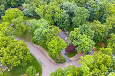 2700 Shadowbrook Drive SE, Grand Rapids, MI 49546 - Photo 5