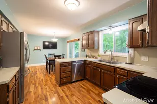 2700 Shadowbrook Dr SE, Grand Rapids, MI 49546 - Photo 19