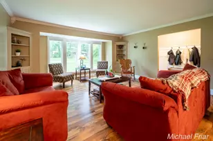 2700 Shadowbrook Dr SE, Grand Rapids, MI 49546 - Photo 9