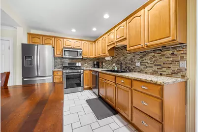 840 Edgehill Place, Battle Creek, MI 49015 - Photo 11