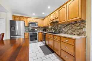 840 Edgehill Pl, Battle Creek, MI 49015 - Photo 11