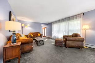 840 Edgehill Pl, Battle Creek, MI 49015 - Photo 3