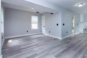 22714 Heussner Ave, Warren, MI 48089 - Photo 7