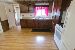 616 32nd St, Allegan, MI 49010 - Photo 5