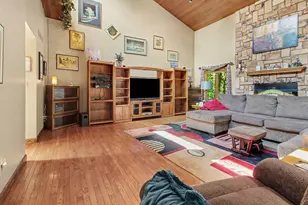 3654 E Pineview Dr, Dexter, MI 48130 - Photo 5