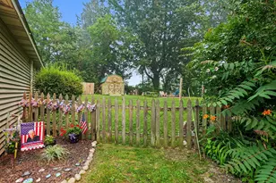 5359 Riverside Dr, Coloma, MI 49038 - Photo 43