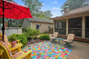 5359 Riverside Dr, Coloma, MI 49038 - Photo 9