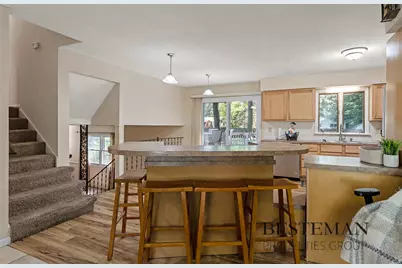 944 W Fennwood Circle, Muskegon, MI 49445 - Photo 11