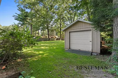 944 W Fennwood Circle, Muskegon, MI 49445 - Photo 53