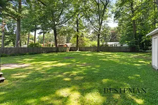 944 W Fennwood Cir, Muskegon, MI 49445 - Photo 7