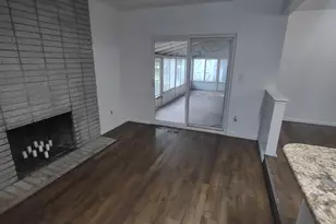 8601 Cedar Ct, Ypsilanti, MI 48198 - Photo 11