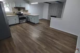 8601 Cedar Ct, Ypsilanti, MI 48198 - Photo 7