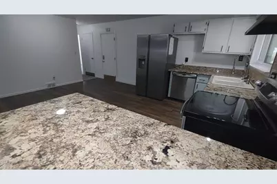 8601 Cedar Court, Ypsilanti, MI 48198 - Photo 9