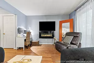 2539 Chatham Woods Dr SE, Grand Rapids, MI 49546 - Photo 7