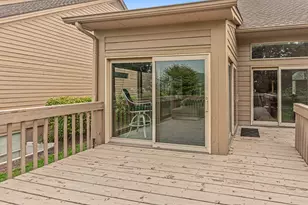 4682 Sawgrass Dr E, Ann Arbor, MI 48108 - Photo 27