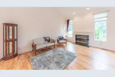 4682 Sawgrass Drive E, Ann Arbor, MI 48108 - Photo 11