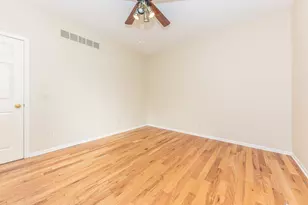 4682 Sawgrass Dr E, Ann Arbor, MI 48108 - Photo 35