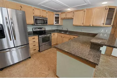 600 Monroe Avenue NW #411, Grand Rapids, MI 49503 - Photo 5