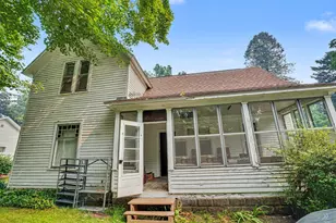 220 Cora St, Allegan, MI 49010 - Photo 3